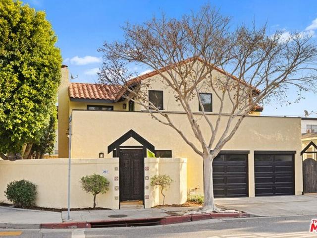 House for sale in Santa Monica, California