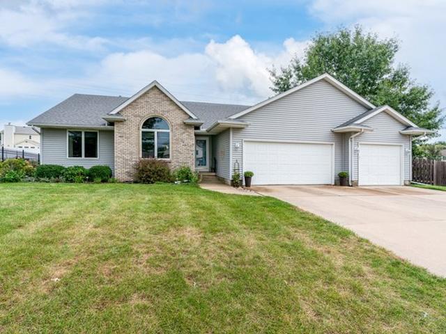 House for sale in Davenport, Iowa