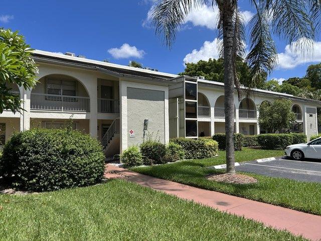 Condo for sale in Coconut Creek, Florida