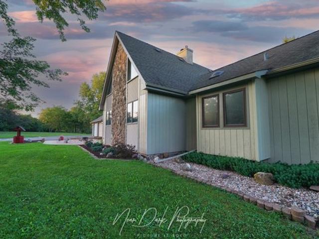 House for sale in Wauconda, Lake County