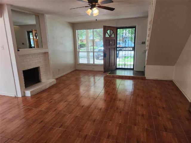 Townhouse for sale in Grand Prairie
