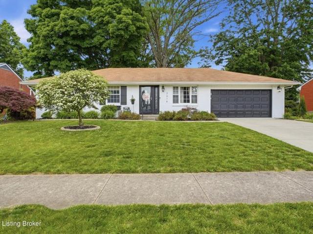 House for sale in Jeffersontown, Kentucky