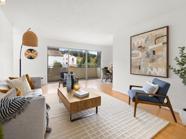 Condo for sale in Berkeley, California