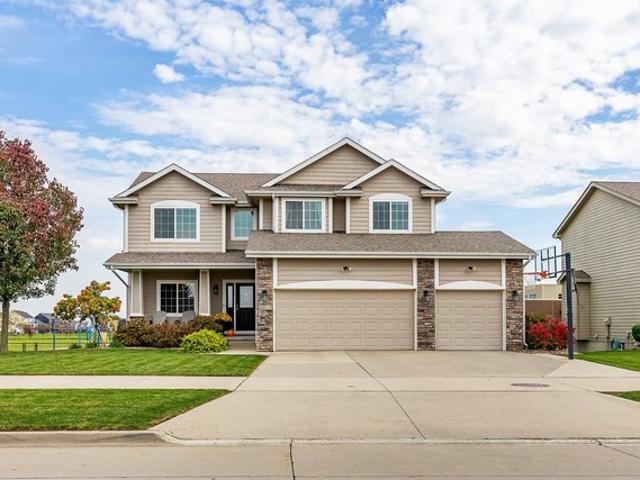 House for sale in Prairie Ridge Estates, Ankeny