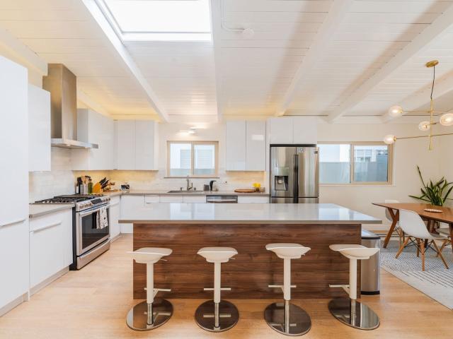 House for rent in Tree Section, Manhattan Beach