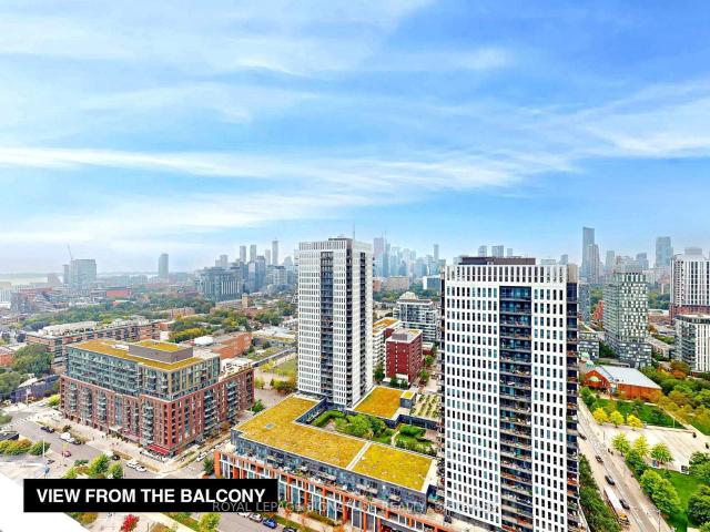 Condo for sale in Toronto, Golden Horseshoe