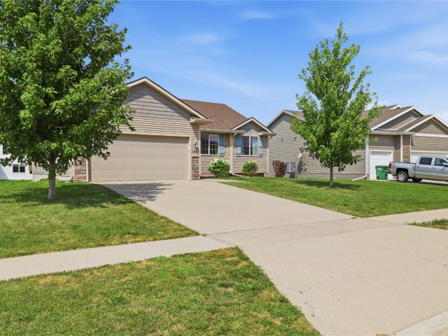House for sale in Altoona, Iowa