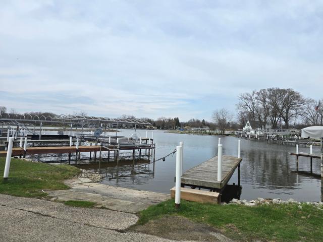 Property for sale in Mchenry, Illinois