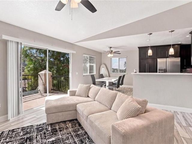 Condo for sale in Corona, Riverside County
