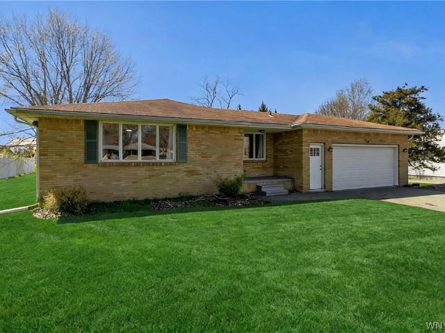 House for sale in Grand Island, New York