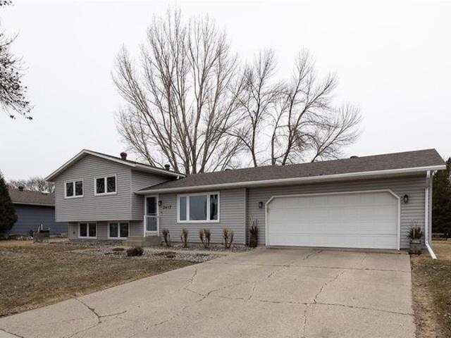 House for sale in Moorhead, Minnesota
