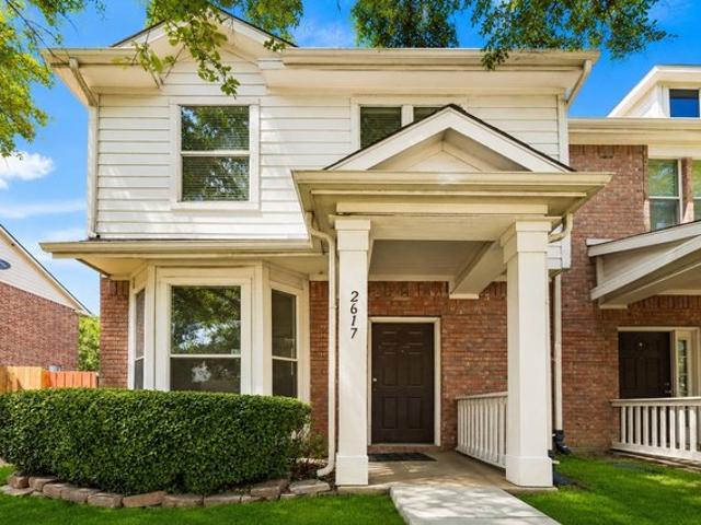 Townhouse for sale in Plano, Texas