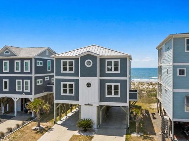 House for sale in Oak Island, North Carolina