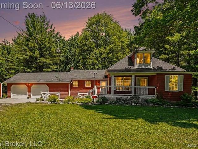 House for sale in Standish, Michigan