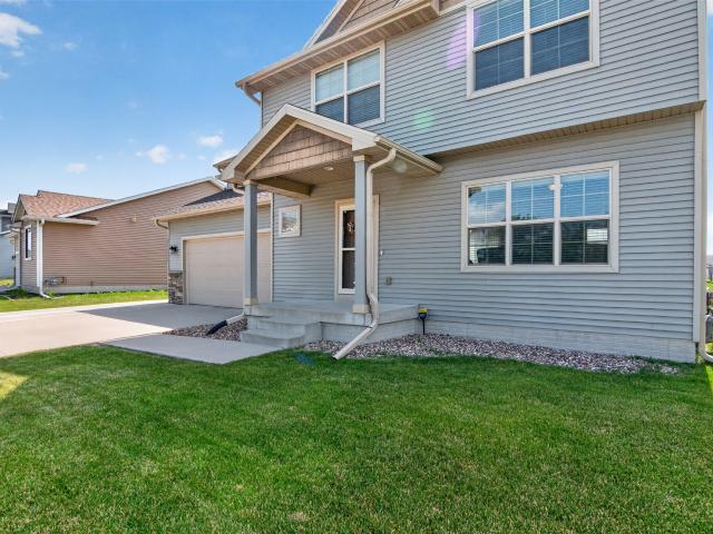 House for sale in Altoona, Iowa
