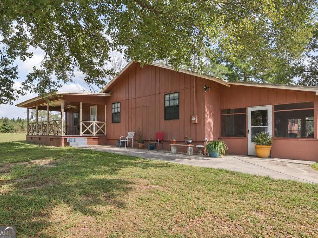 House for sale in Adrian, Georgia