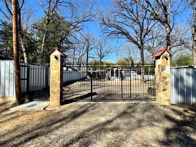 House for sale in Hunt, Texas