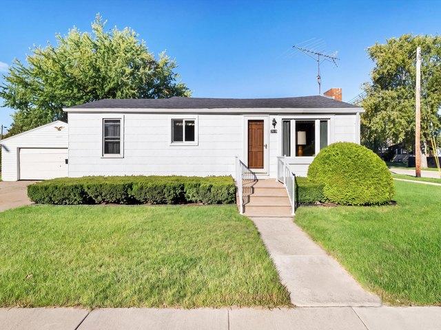 House for sale in Two Rivers, Manitowoc County