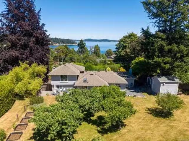 House for sale in Mill Bay, British Columbia