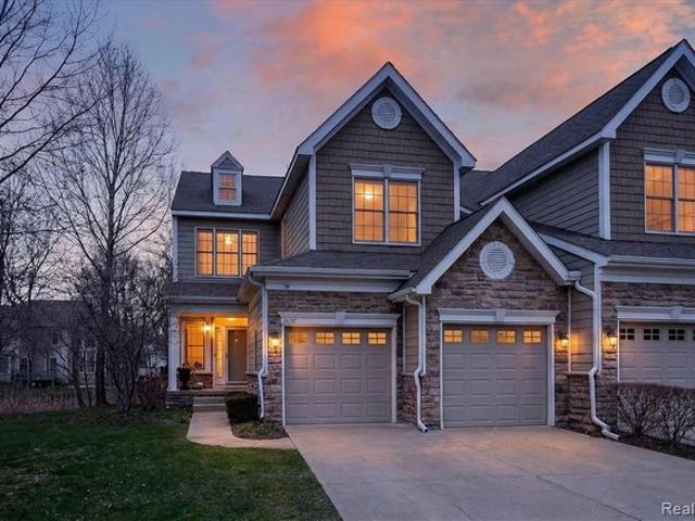 Townhouse for sale in Novi, Michigan