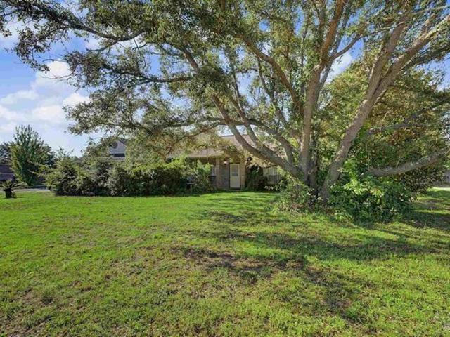 House for sale in Navarre, Florida