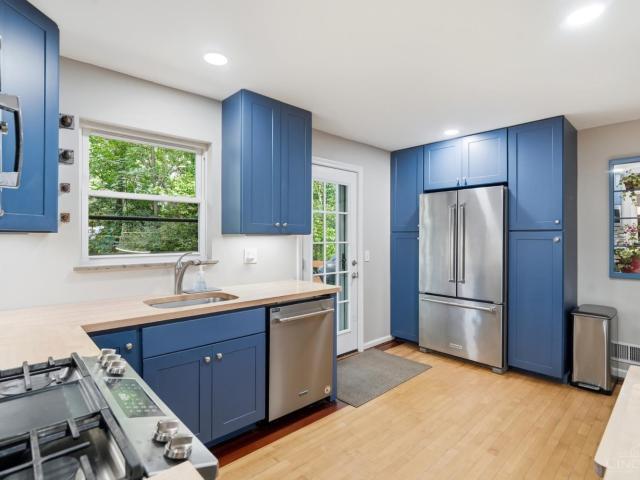 House for sale in Roselawn, Ohio
