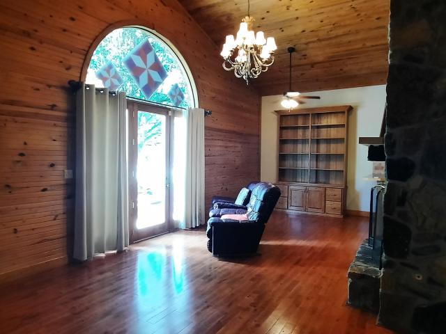 House for sale in Laurel, Kentucky
