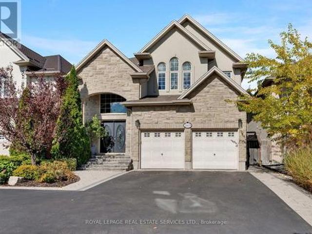 House for sale in Oakville, Golden Horseshoe