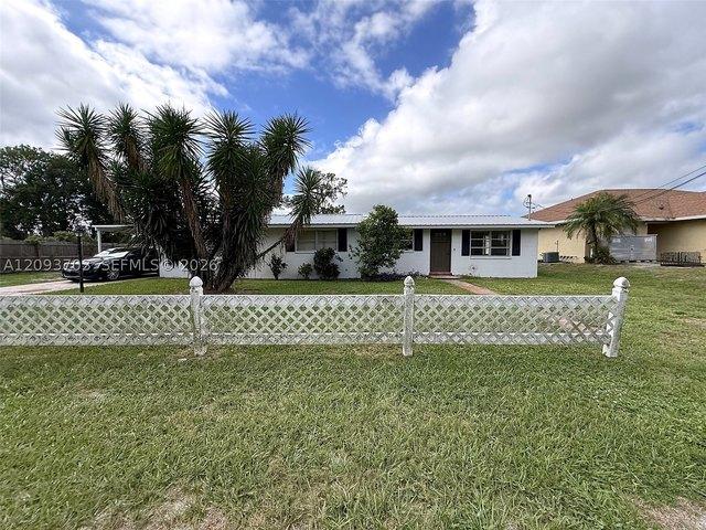 Townhouse for sale in Sebring, Highlands County