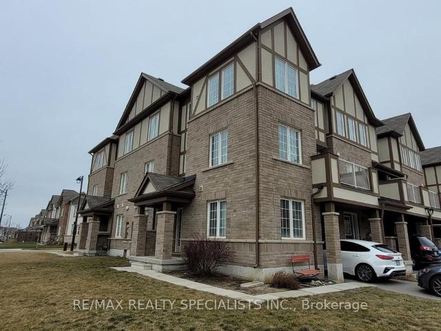 Townhouse for rent in Woburn, Ontario