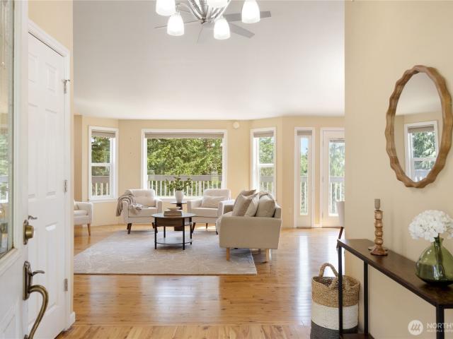 House for sale in Allyn, Washington