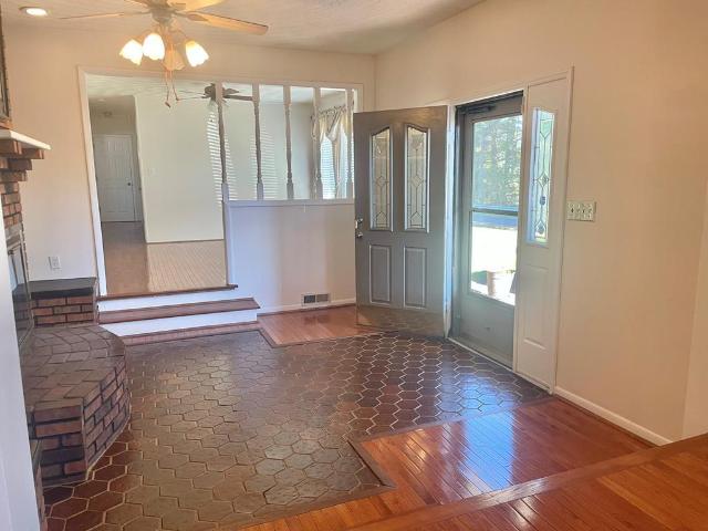 House for sale in Virginia