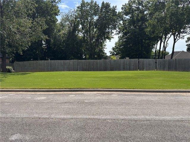 Land for sale in Prairie Grove, Washington County