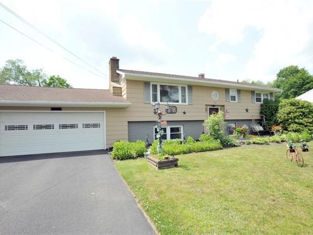 House for sale in Breesport, New York