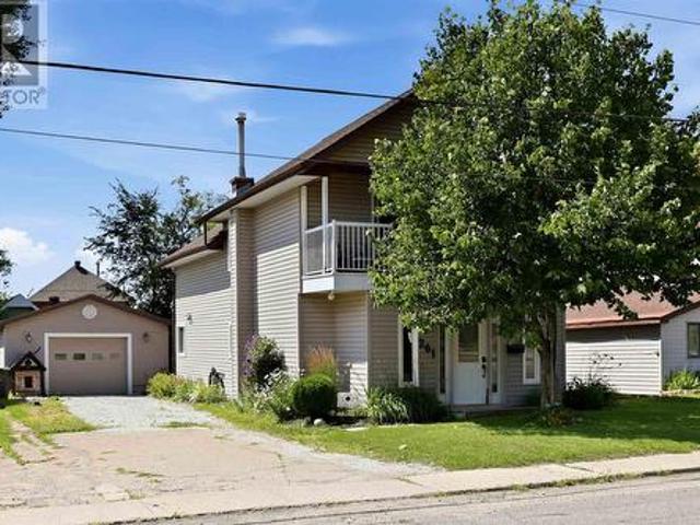 House for sale in Sault Sainte Marie, Ontario