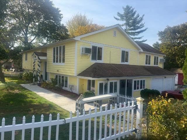 House for sale in Pembroke, Massachusetts