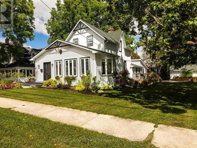 House for sale in Mississippi Mills, Ontario