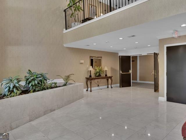 Condo for sale in Atlanta, Georgia
