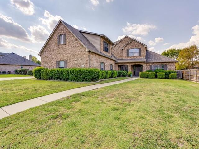 House for sale in Burleson, Johnson County