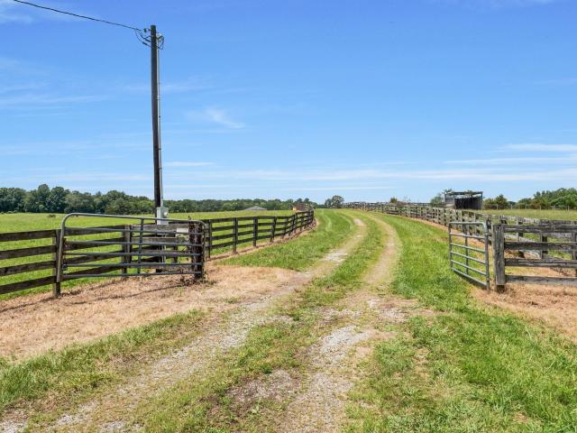 Farm for sale in Tennessee