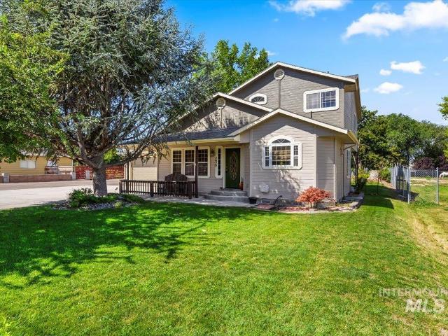 House for sale in Caldwell