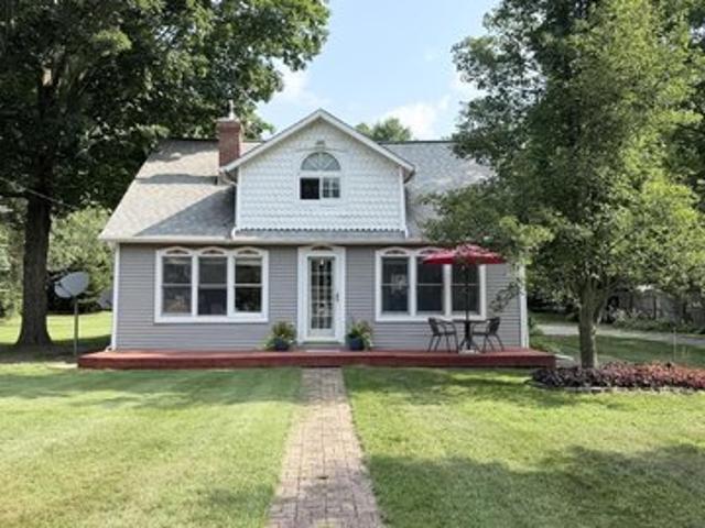 House for sale in Twin Lake, Michigan