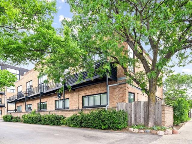 Condo for sale in Chicago Park, Illinois