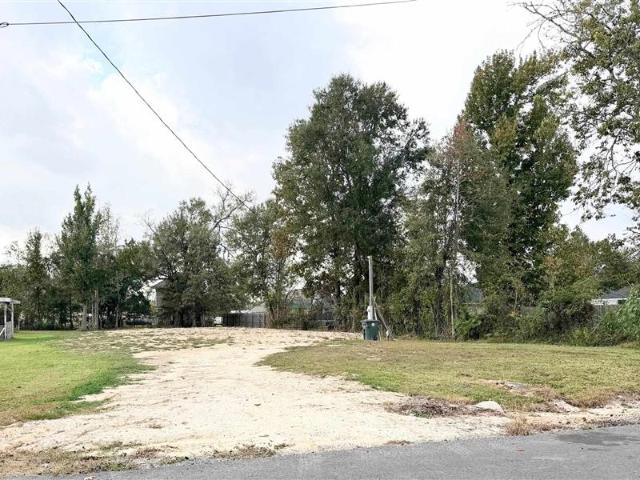 Land for sale in Lake Charles, Louisiana