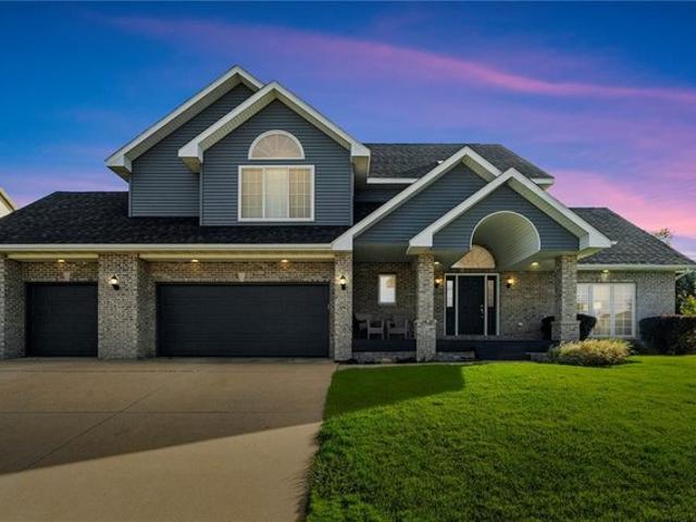 House for sale in Linn, Iowa