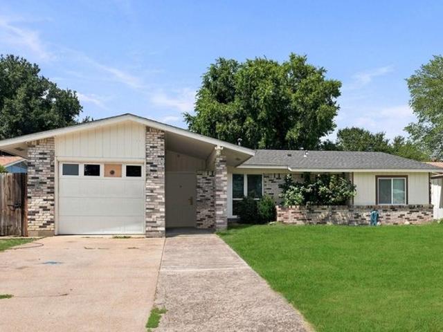 House for sale in Irving, Texas