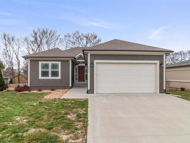 House for sale in Blue Springs, Missouri