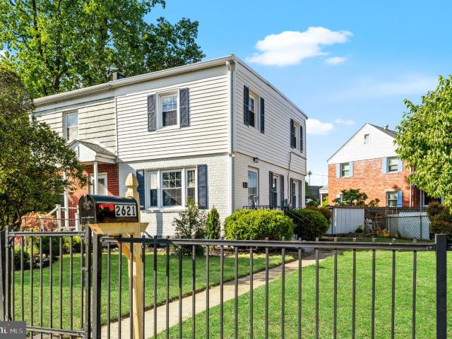 Townhouse for sale in Virginia