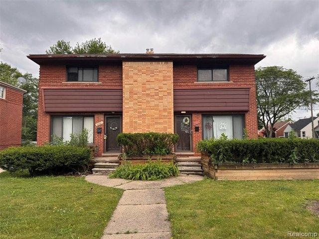 House for sale in Oak Park, Michigan