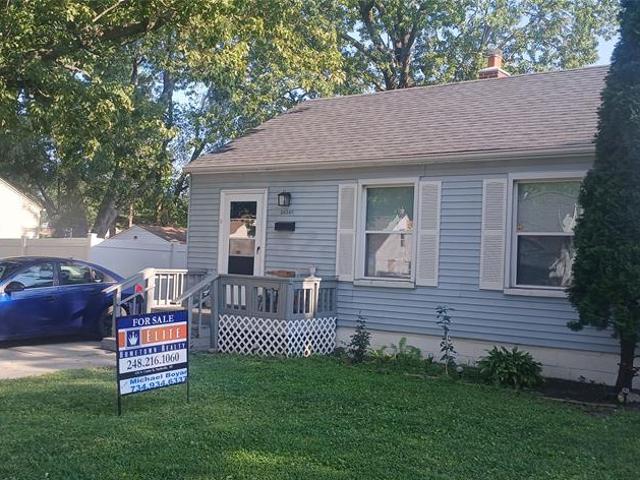 House for sale in Dearborn Heights, Michigan